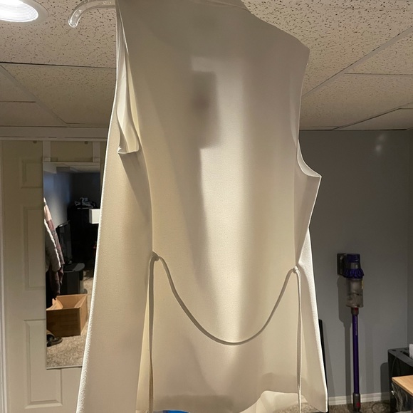 Vest - Picture 3 of 3